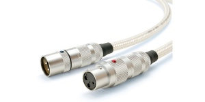 OYAIDE AR-910 1.0M в салоне HiFi Audio в СПб OYAIDE AR-910 1.0M в салоне HiFi Audio в СПб