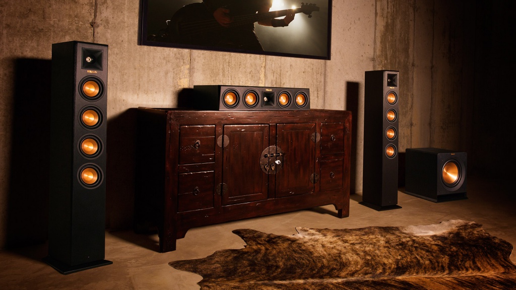 Klipsch_HD-Wireless_Lifestyle_1.jpg