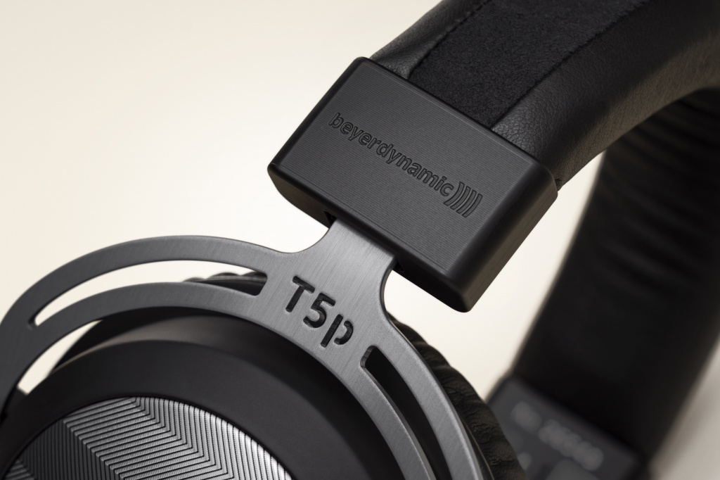 Beyerdynamic_T5p_2nd_.jpg