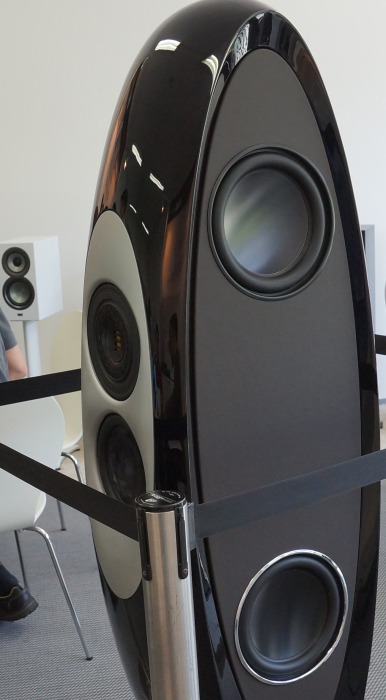 ELAC_Concerto.JPG