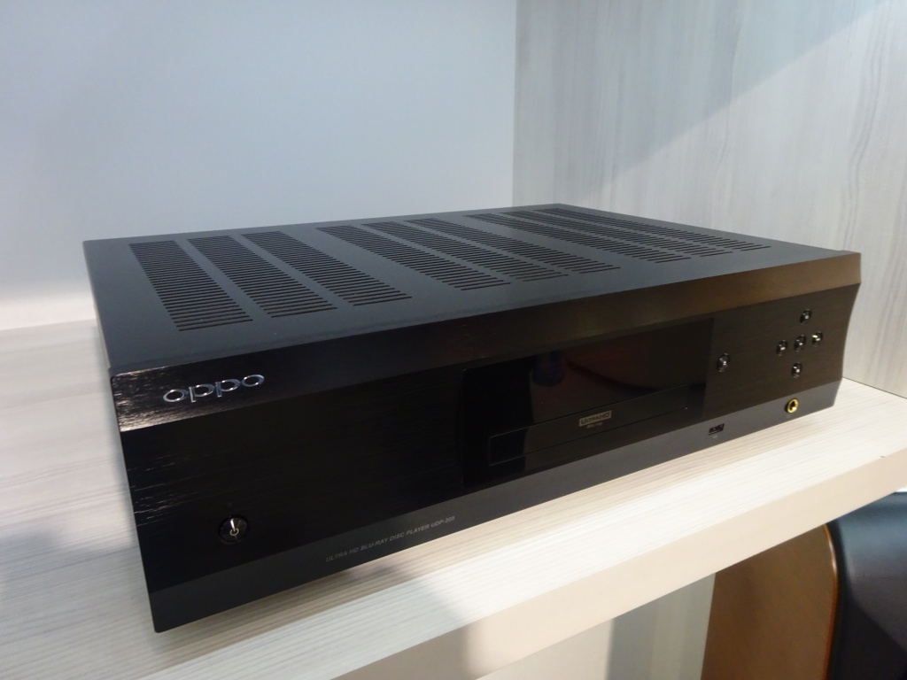 OPPO-UDP-205-1.JPG