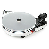 PRO-JECT RPM 5 CARBON WHITE в салоне HiFi Audio в СПб PRO-JECT RPM 5 CARBON WHITE в салоне HiFi Audio в СПб