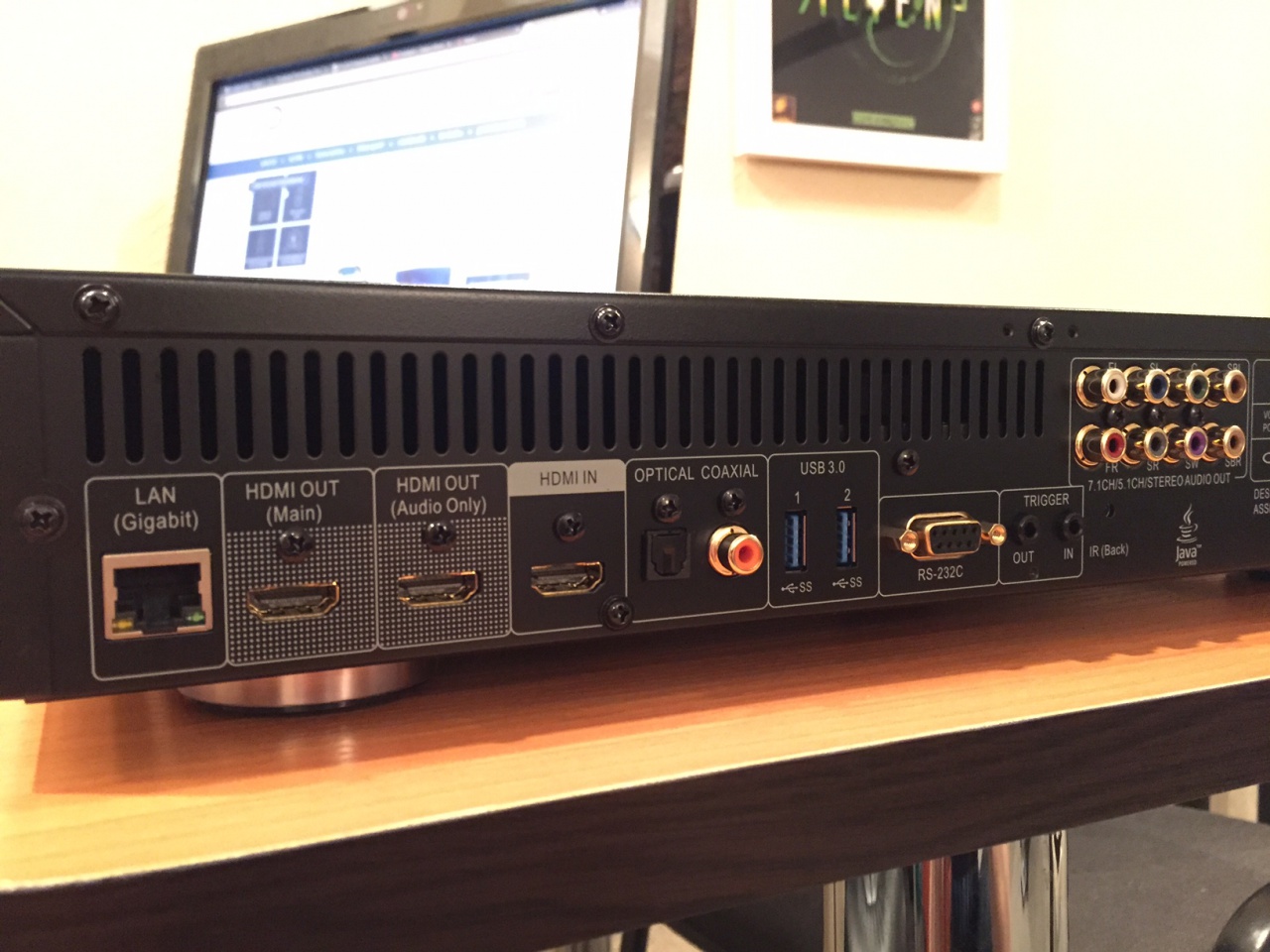 OPPO-UDP-203-5.JPG